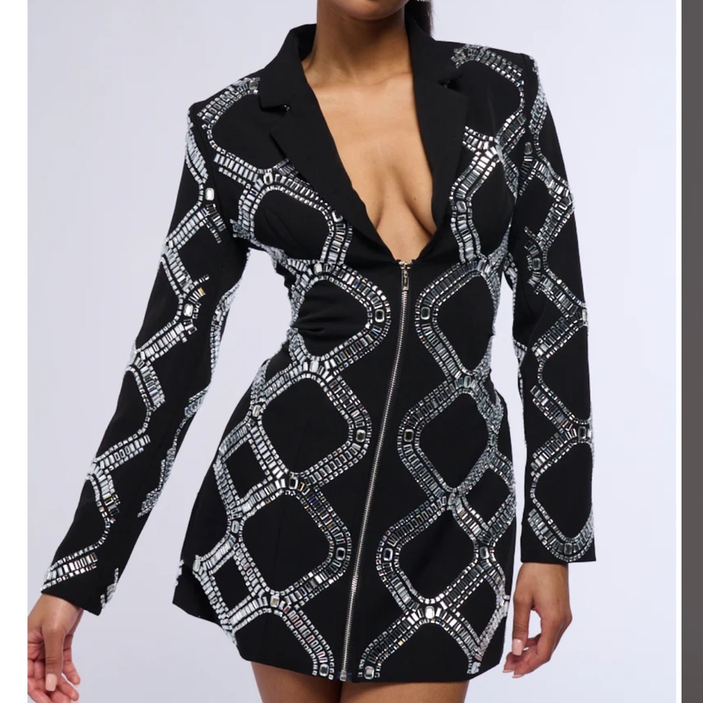 AKIRA Black and Silver Patterned Blazer Dress